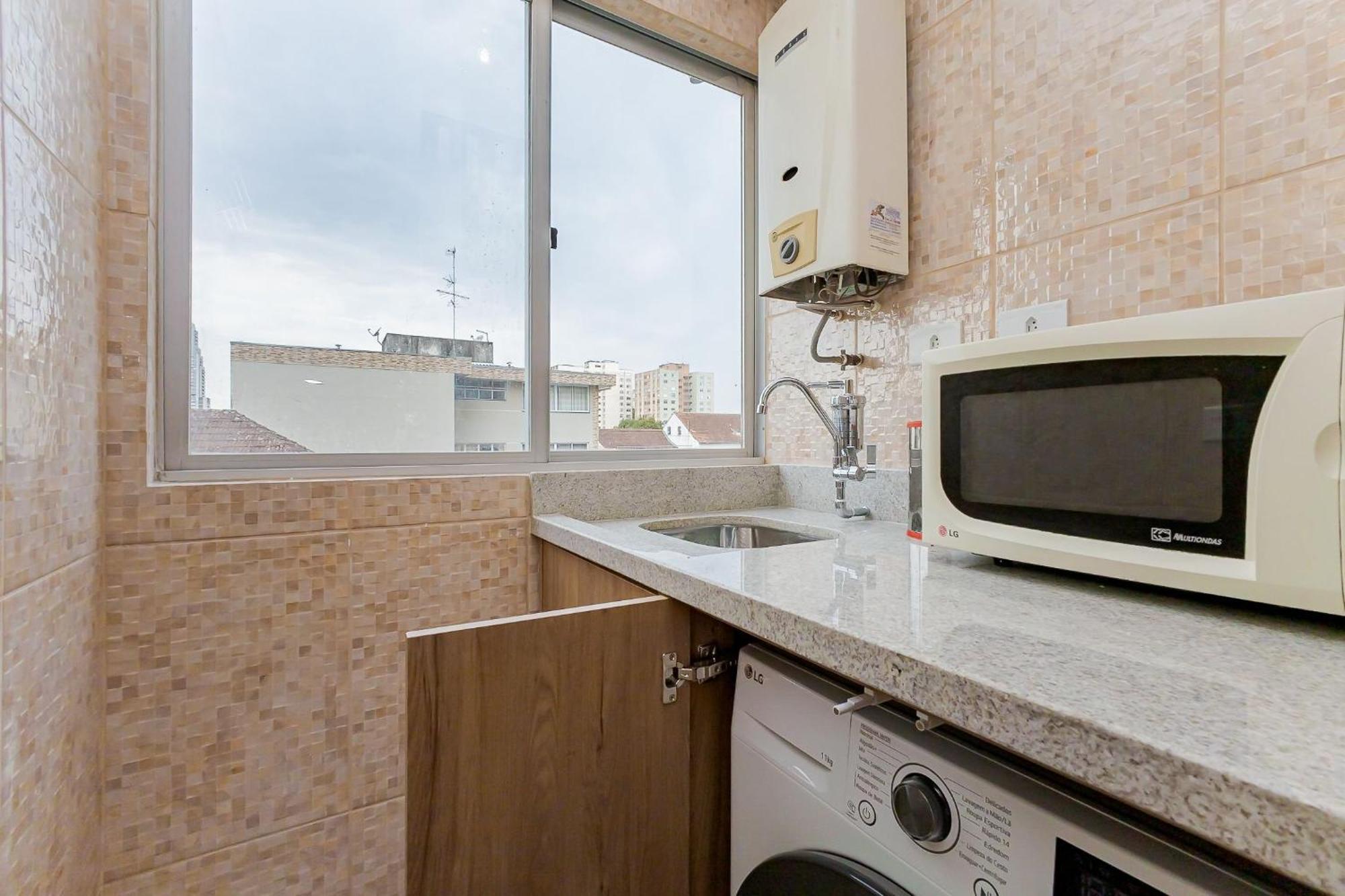 Localizacao | Largo Da Ordem E Shopping Mueller Apartamento *